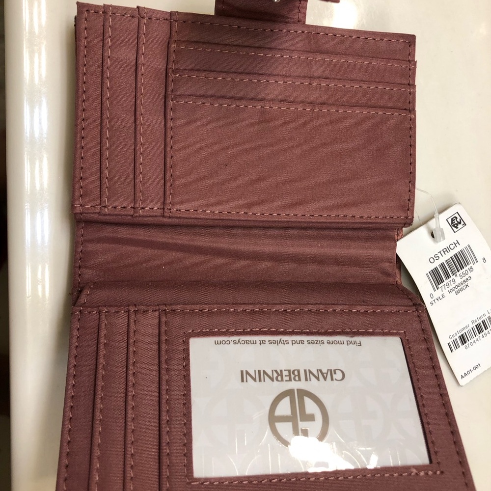 Beautiful Giani Bernini Mauve Wallet with Card Slots - Picture 2 of 7